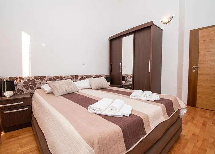 Lotusapart Apartman *